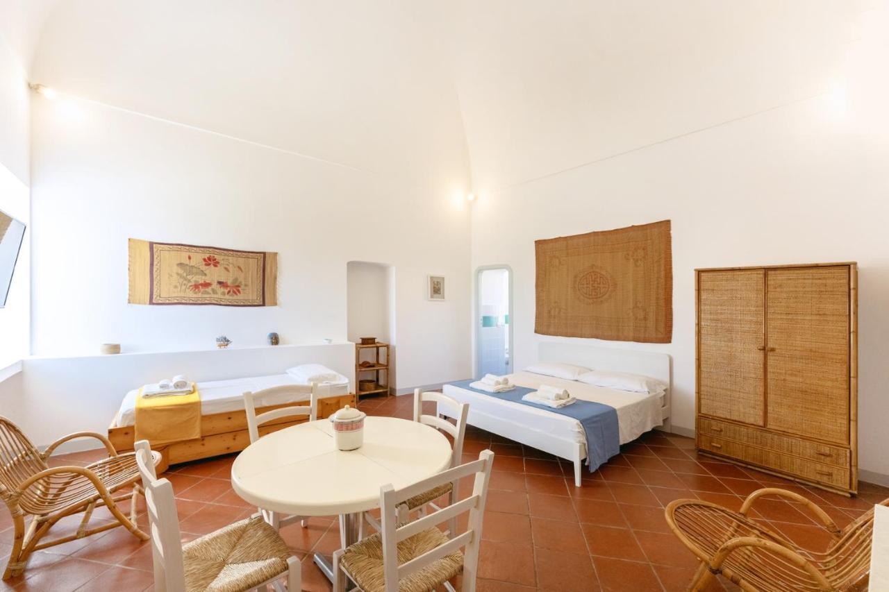 Torretta Corricella- Punta Serra 普罗奇达 外观 照片